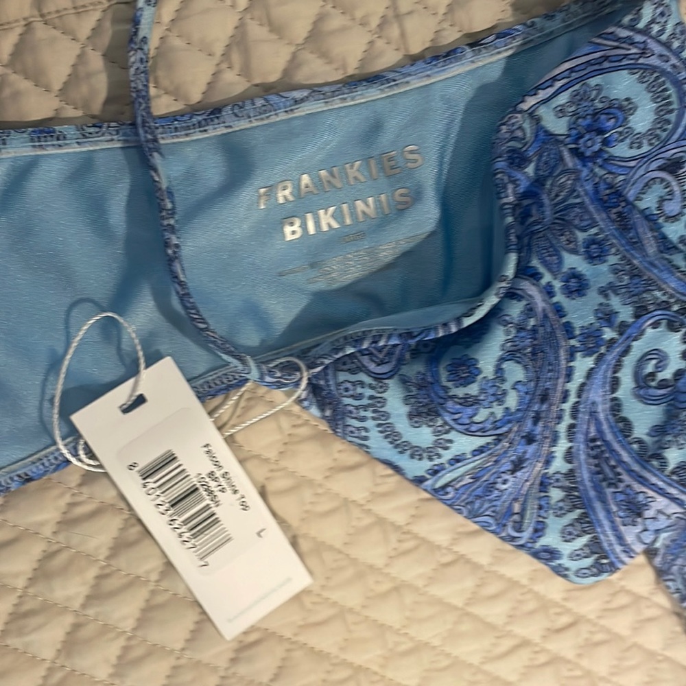 Frankie bikini top
